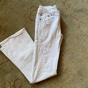 Lucy White Embroidered Bootcut Jean with Blue Stitching Detail Size 27